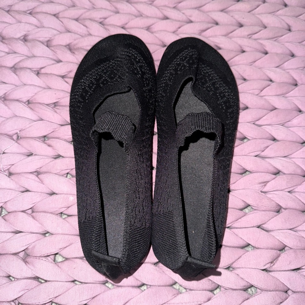 Women's Black Slip-On Shoes